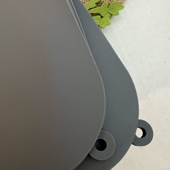 Ice Cube Tray Large Capacity Ice Lattice with Cover NEW!!! - Picture 10 of 10